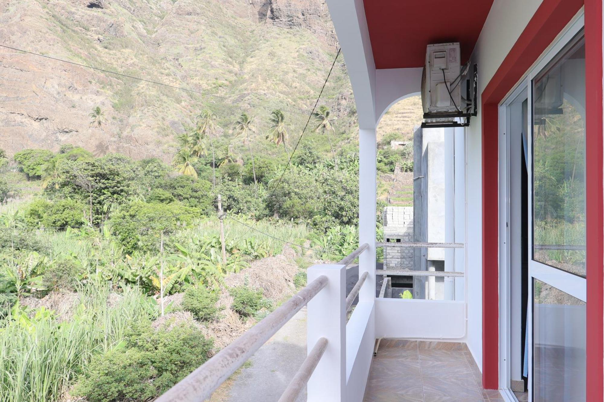 Fadias Quartos - Rooms Ribeira Grande Exteriör bild